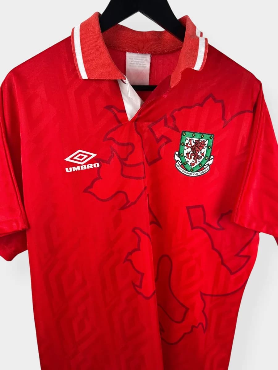 1992/94 Wales Home shirt - view 3 of 4