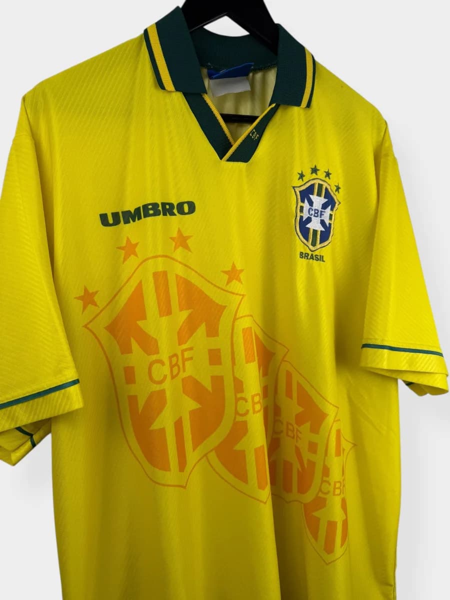 1994 Brazil Home shirt - view 4 of 5