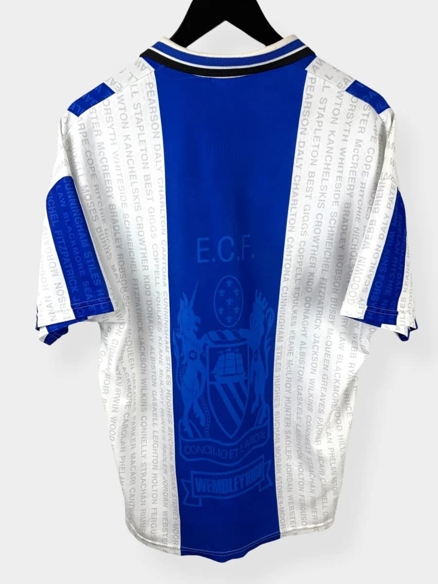 1994/96 Manchester United Away shirt - view 2 of 4