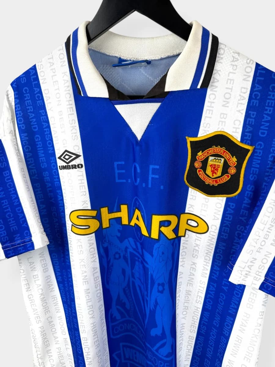 1994/96 Manchester United Away shirt - view 4 of 4