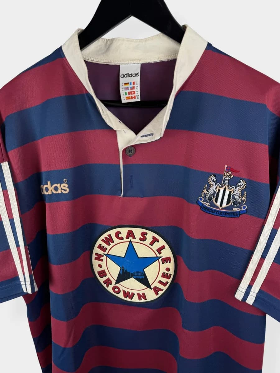 1995/96 Newcastle United Away shirt - view 4 of 4