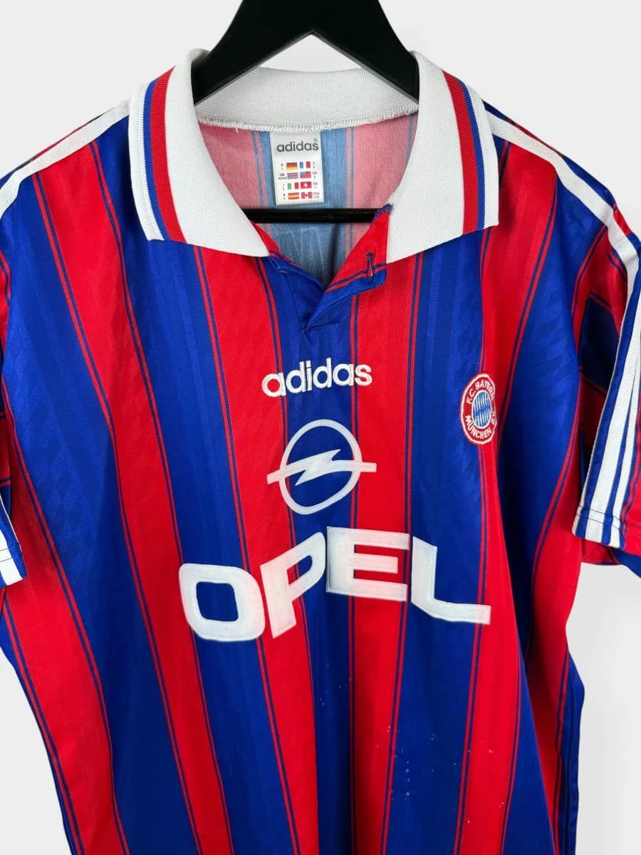 1995/97 Bayern Munich Home shirt - view 4 of 5