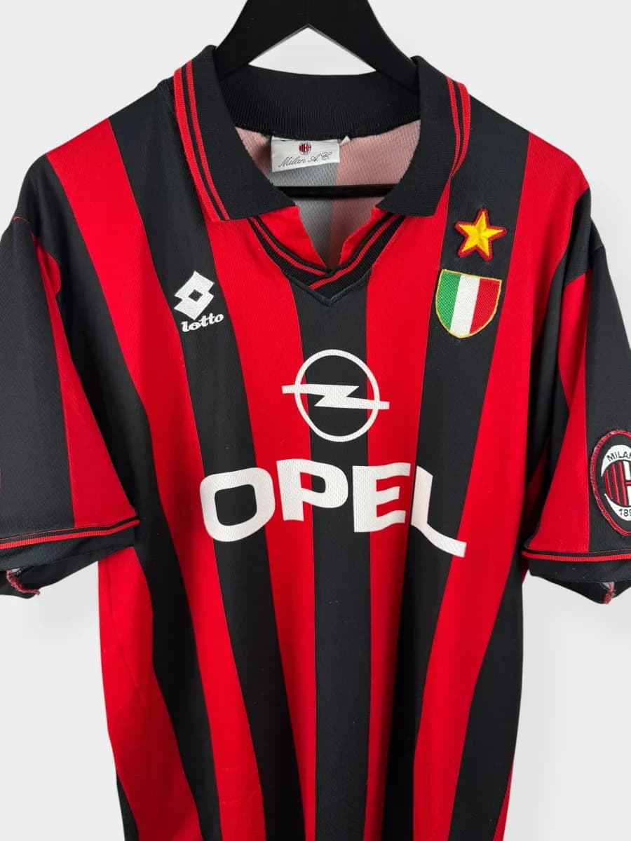 1996/97 AC Milan Home shirt - view 3 of 5