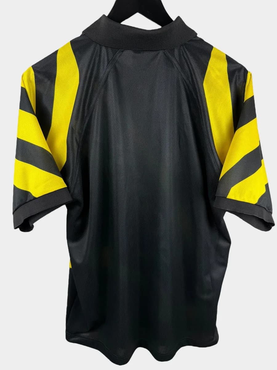1996/97 Juventus Third shirt - view 2 of 4