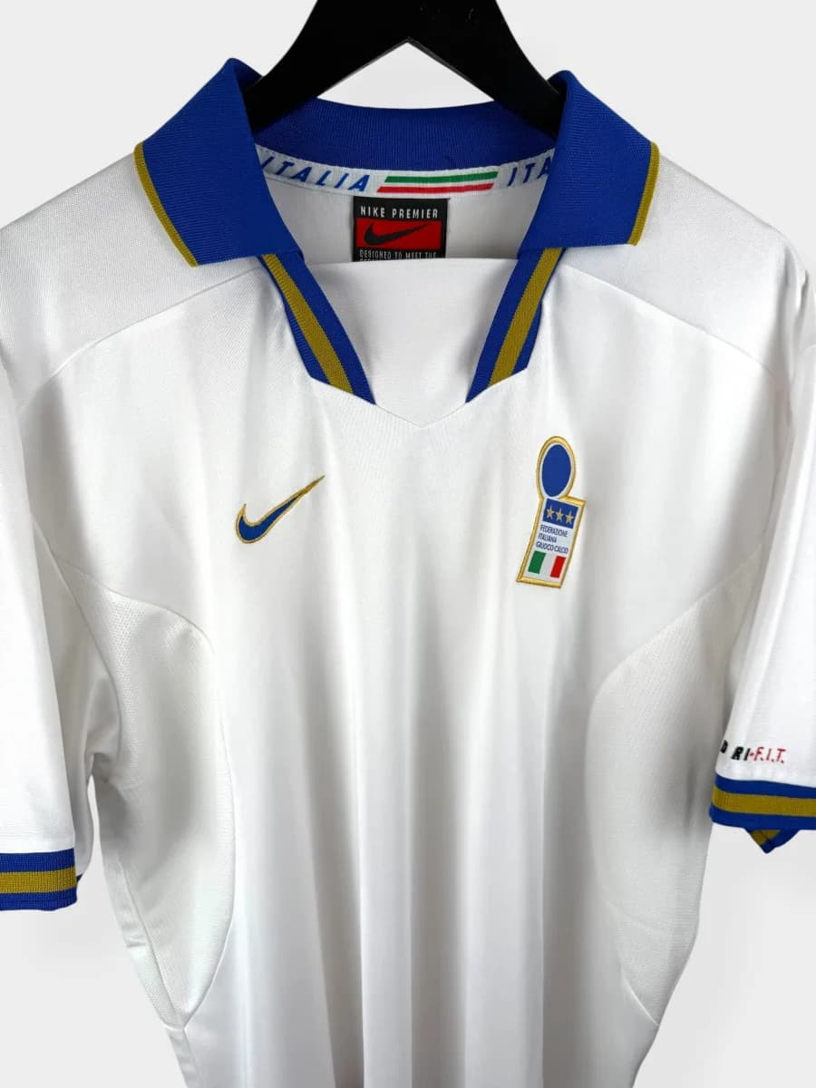 1997/98 Italy Away shirt - view 4 of 4