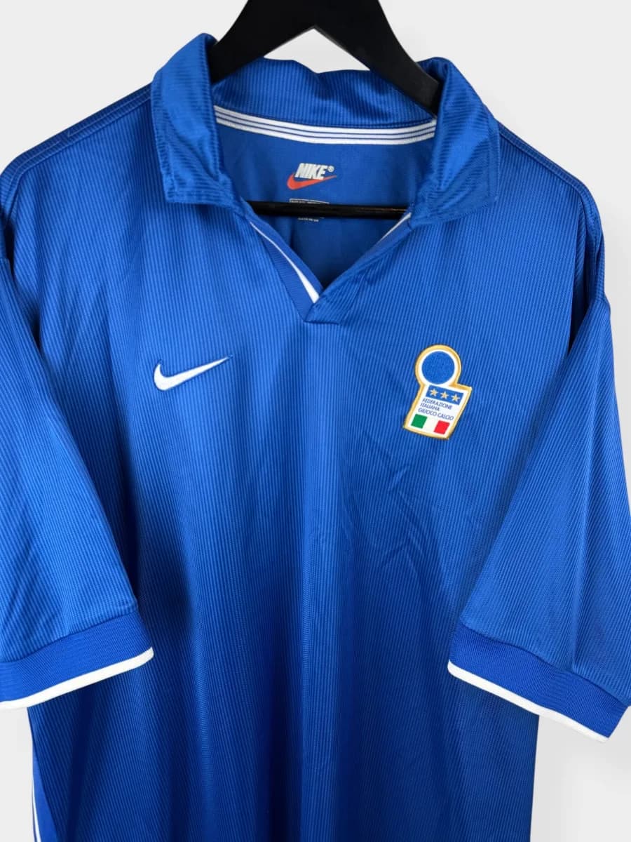 1997/98 Italy Home shirt - view 3 of 4