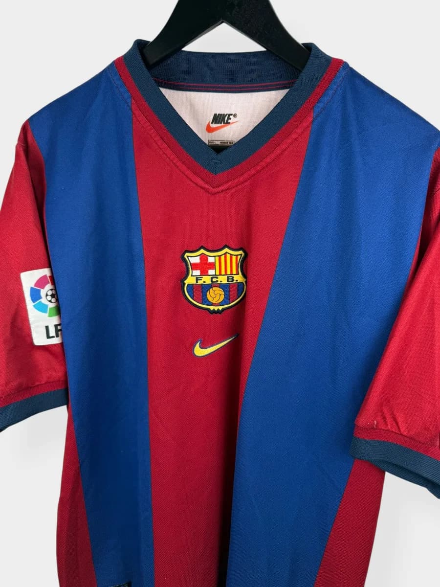1998/99 Barcelona Home Rivaldo #11 shirt - view 4 of 4