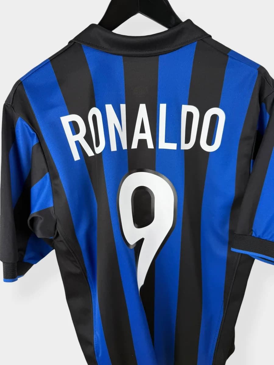 1998/99 Inter Milan Home Ronaldo #9 shirt - view 3 of 4