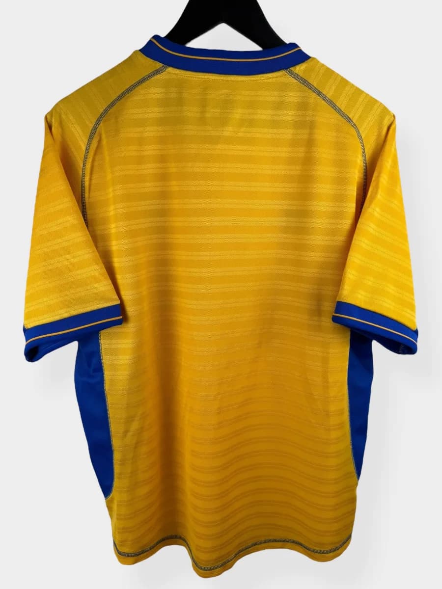 2000/01 Chelsea Away shirt - view 2 of 4
