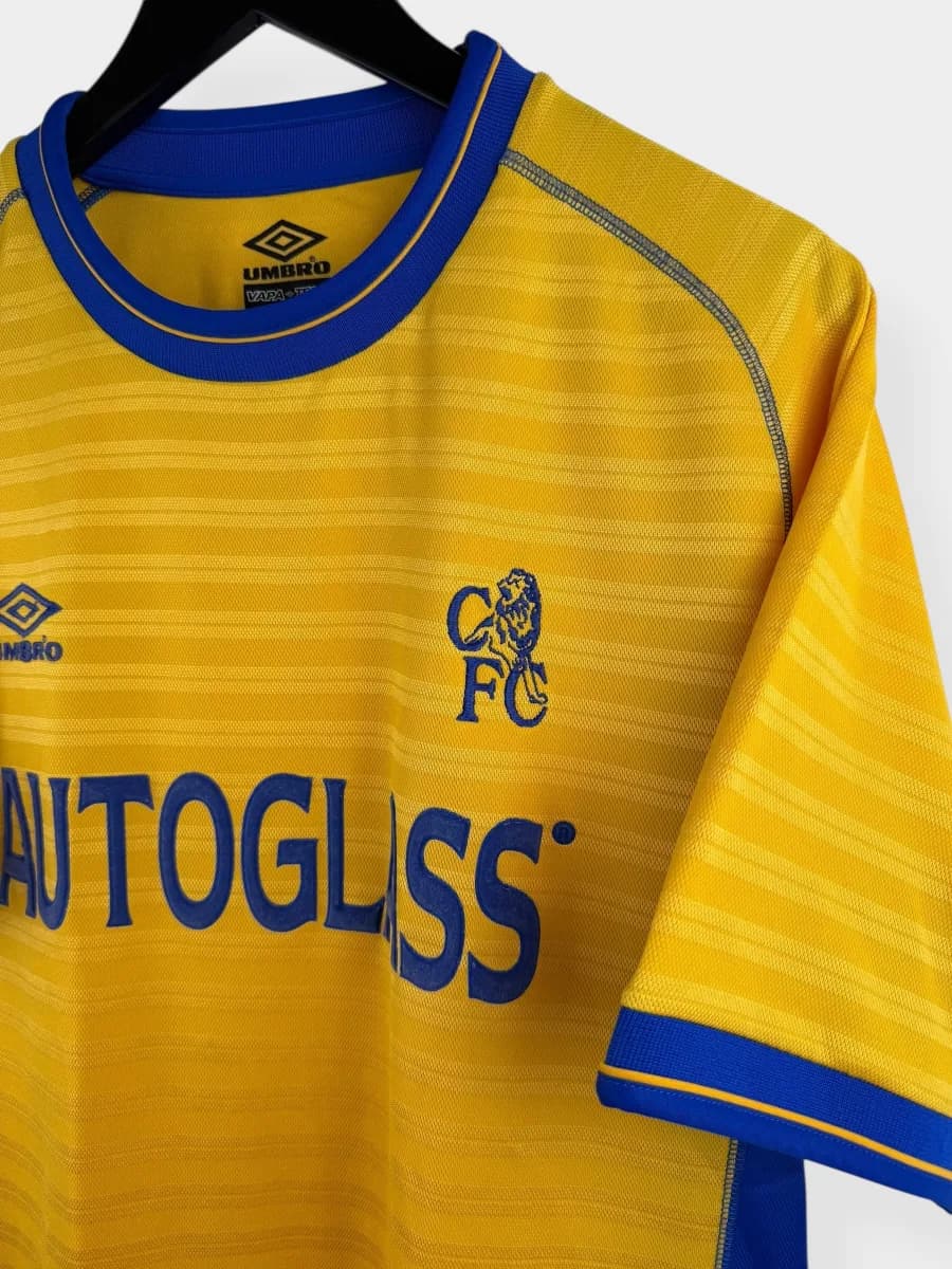 2000/01 Chelsea Away shirt - view 4 of 4
