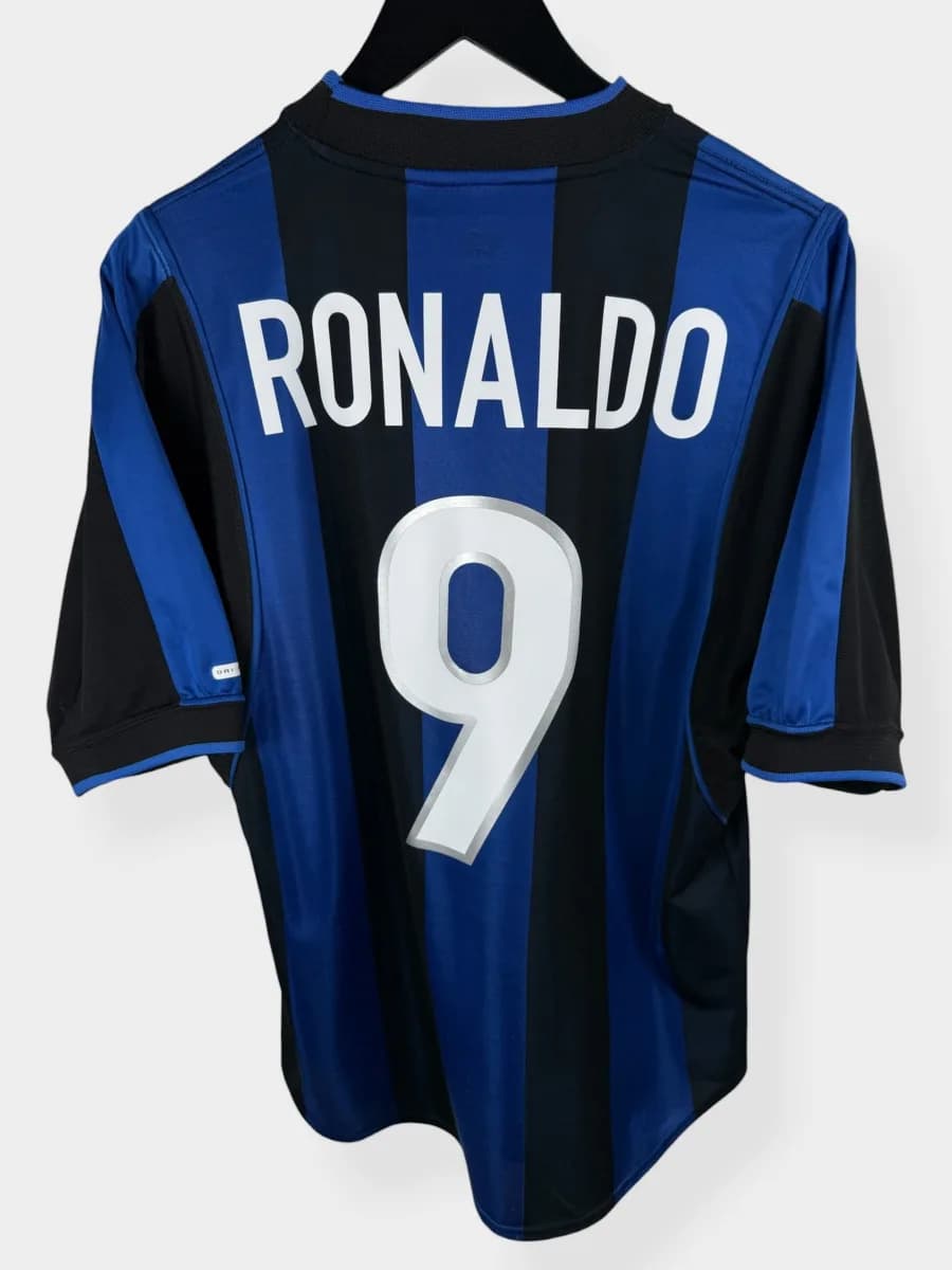 2000/01 Inter Milan Home Ronaldo #9 shirt - view 1 of 4