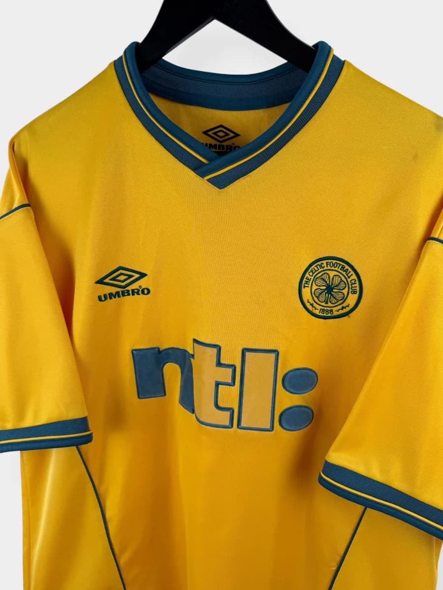 2000/02 Celtic Away shirt - view 4 of 4