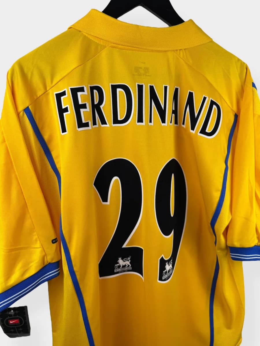 2000/02 Leeds United Away Ferdinand #29 shirt - view 3 of 4