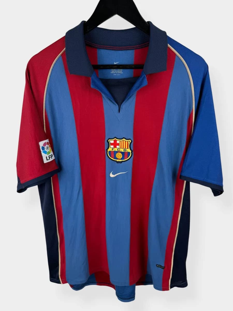 2001/02 Barcelona Home Rivaldo #10 shirt - view 2 of 4