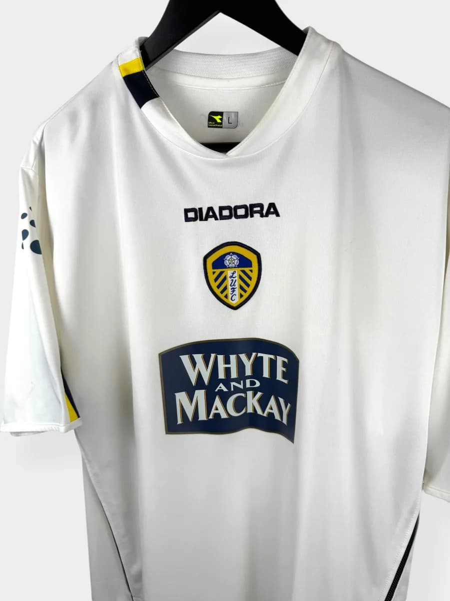 2004/05 Leeds United Home shirt - view 4 of 5