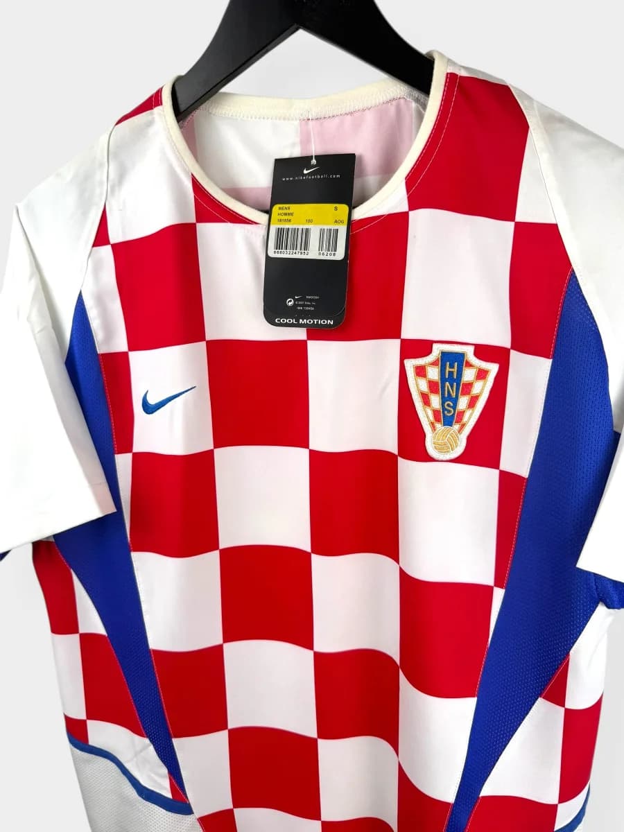 2004/06 Croatia Home shirt - view 5 of 5