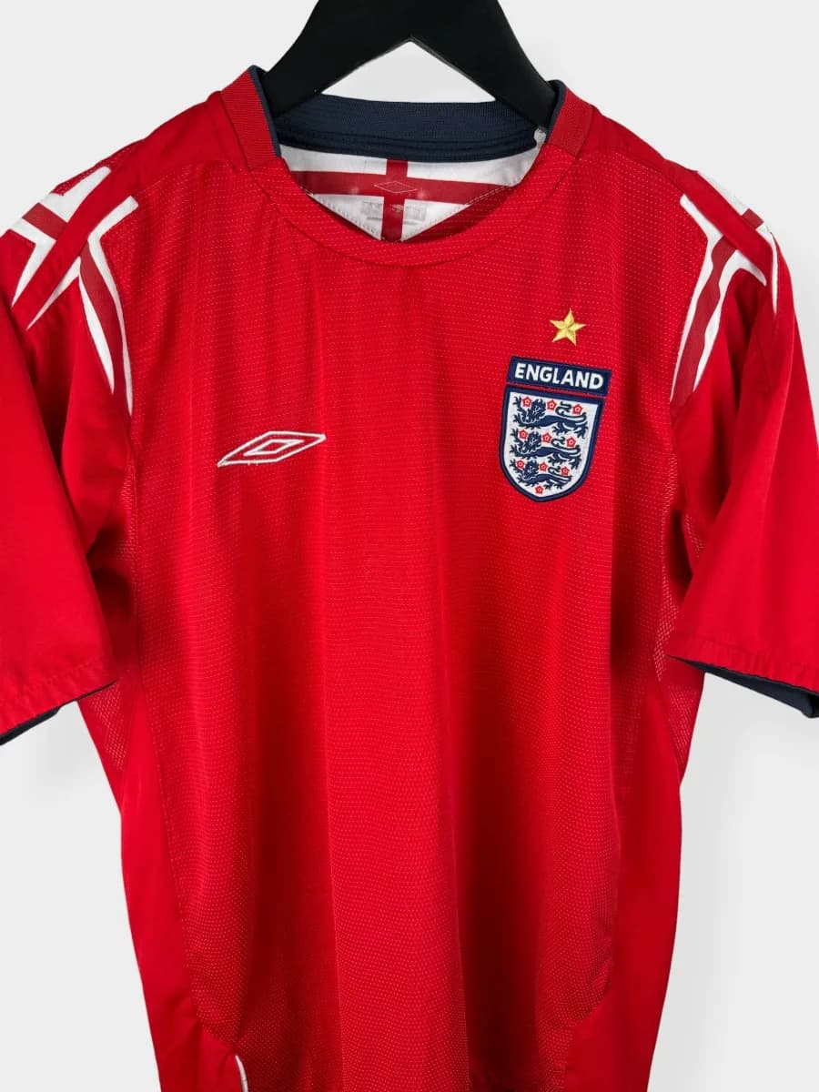 2004/06 England Away shirt - view 4 of 5