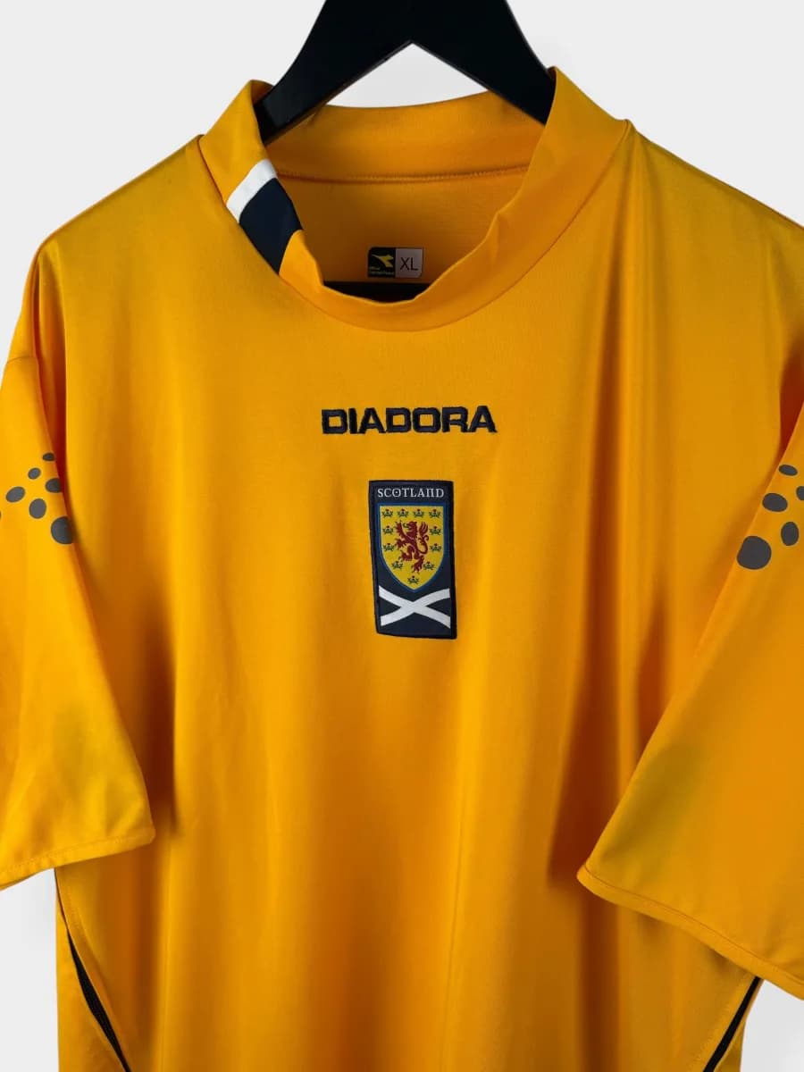 2004/06 Scotland Third shirt - view 4 of 4