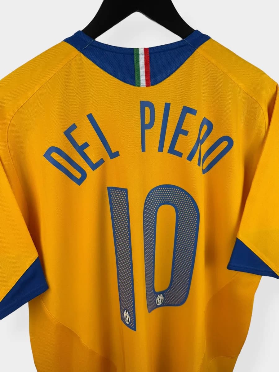 2005/06 Juventus Third Del Piero #10 shirt - view 3 of 5