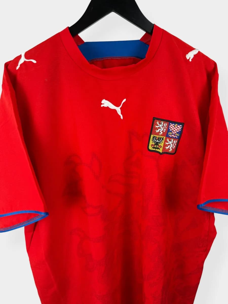 2006/08 Czech Republic Home shirt - view 3 of 5