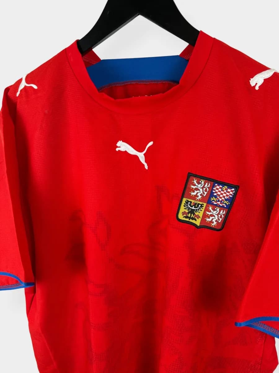 2006/08 Czech Republic Home shirt - view 4 of 5