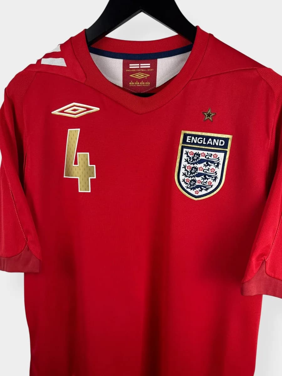 2006/08 England Away Gerrard #4 shirt - view 4 of 4
