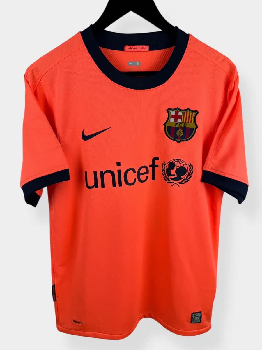 2009/10 Barcelona Away Messi #10 shirt - view 2 of 4
