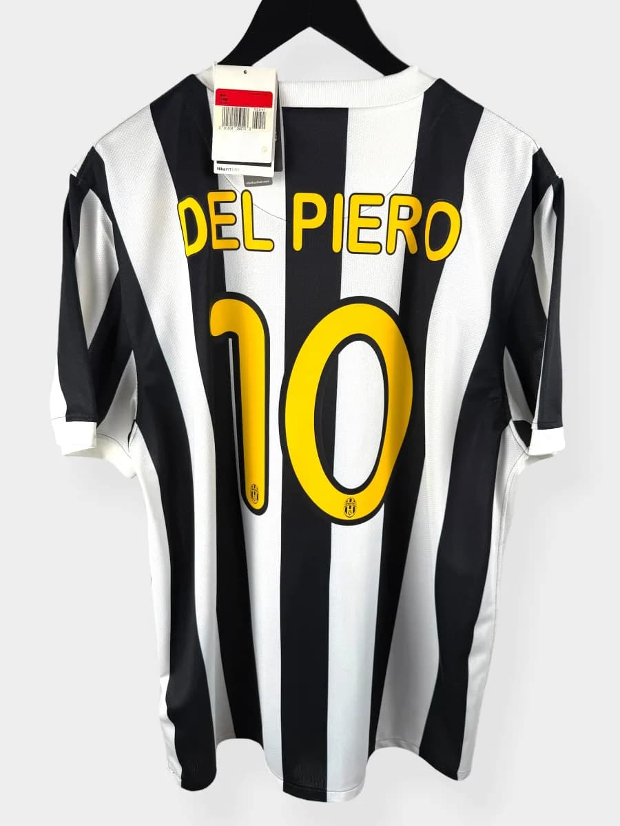 2009/10 Juventus Home Del Piero #10 shirt - view 1 of 5