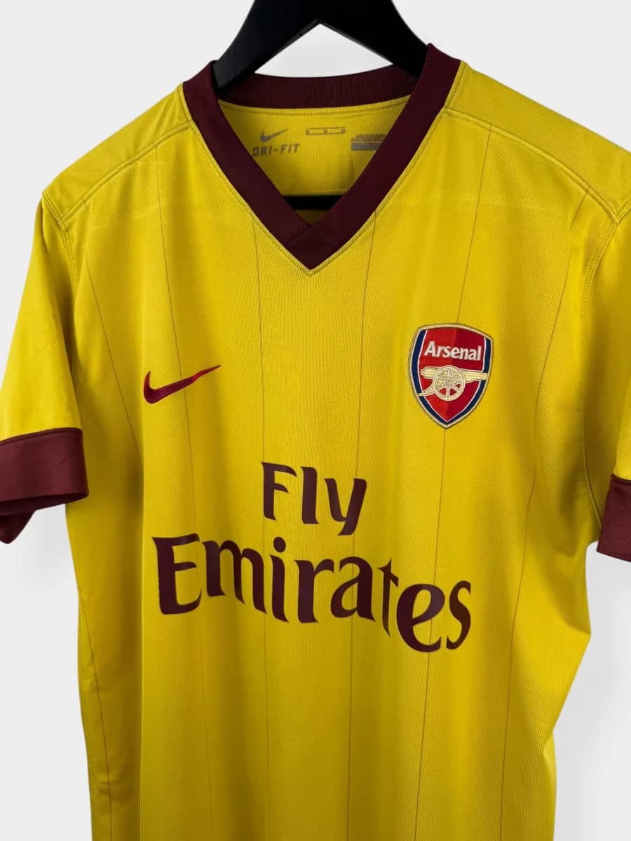 2010/11 Arsenal Away shirt - view 5 of 5
