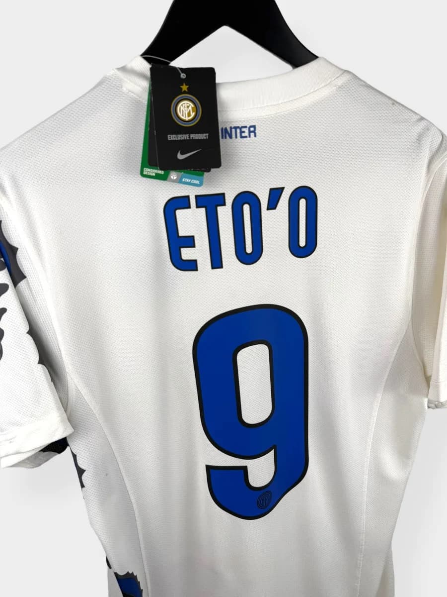 2010/11 Inter Milan Away Eto'O #9 shirt - view 3 of 4