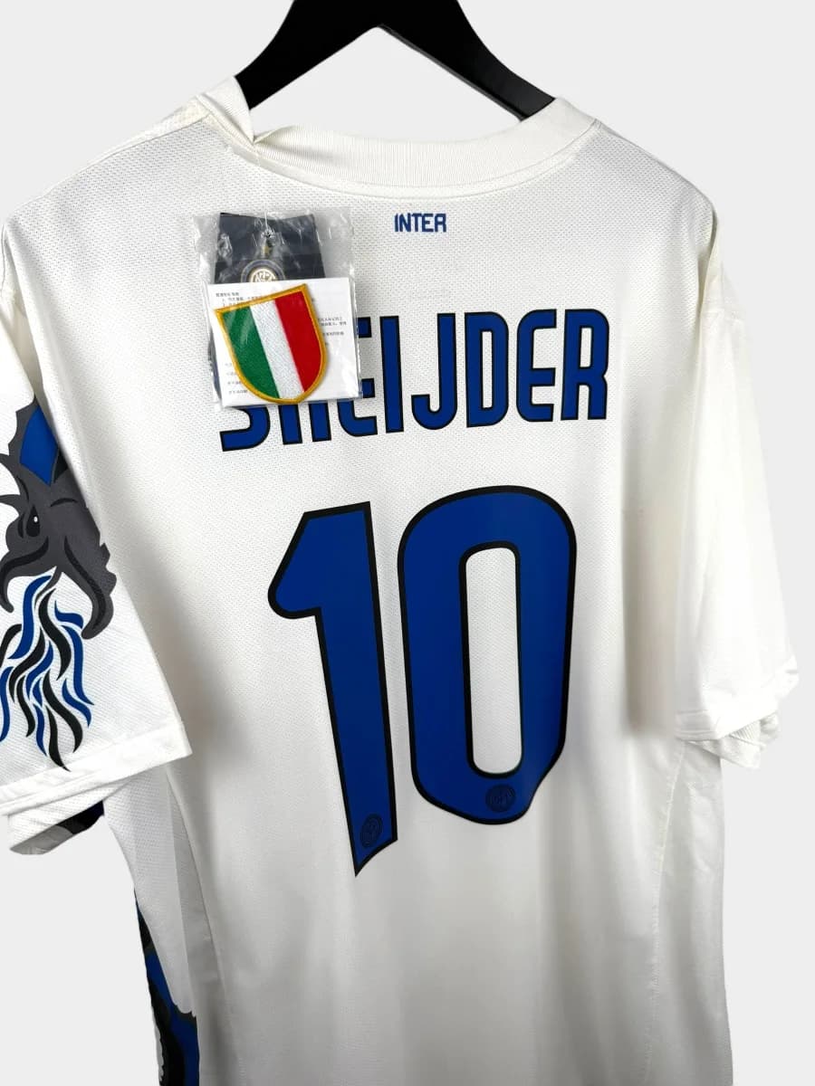 2010/11 Inter Milan Away Sneijder #10 shirt - view 3 of 4