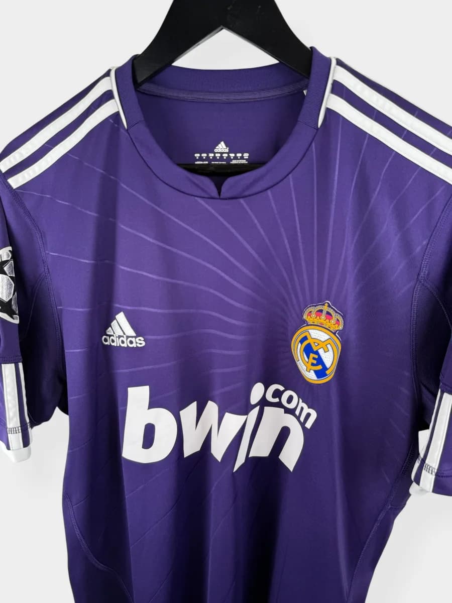 2010/11 Real Madrid Third Ronaldo #7 shirt - view 4 of 4