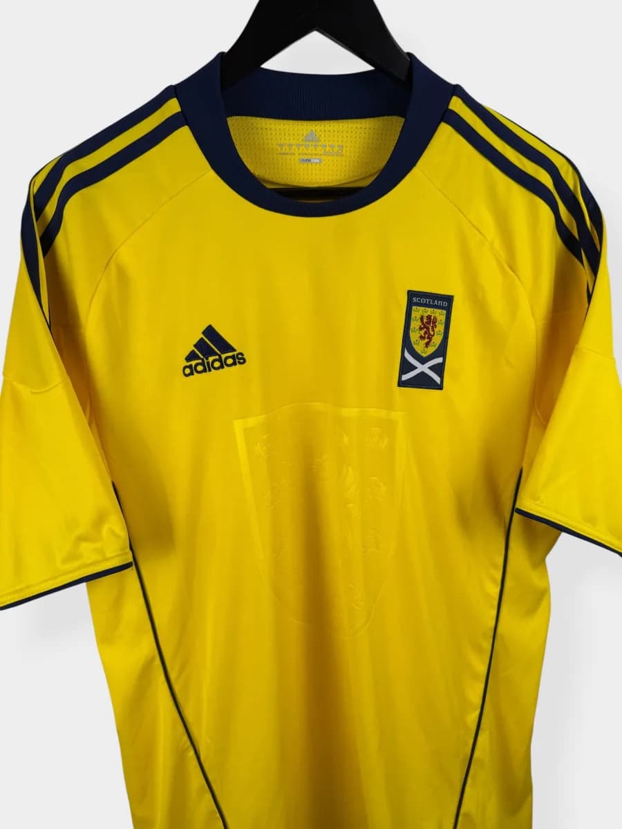 2010/11 Scotland Away shirt - view 3 of 4