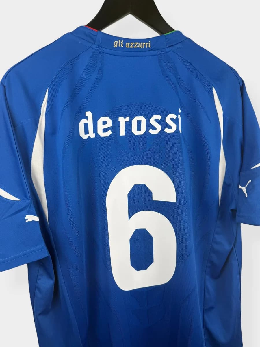 2010/12 Italy Home De Rossi #6 shirt - view 3 of 4