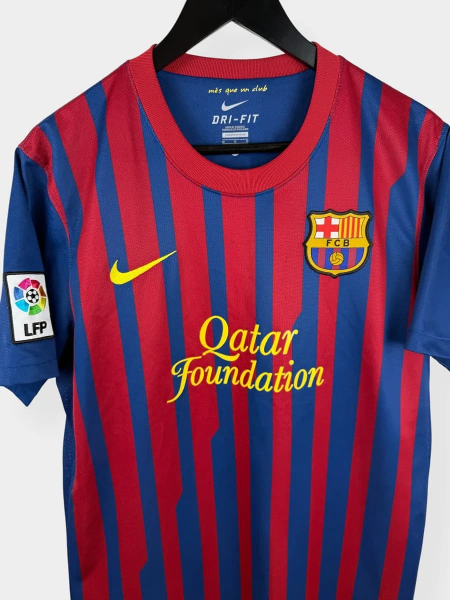 2011/12 Barcelona Home shirt - view 4 of 5