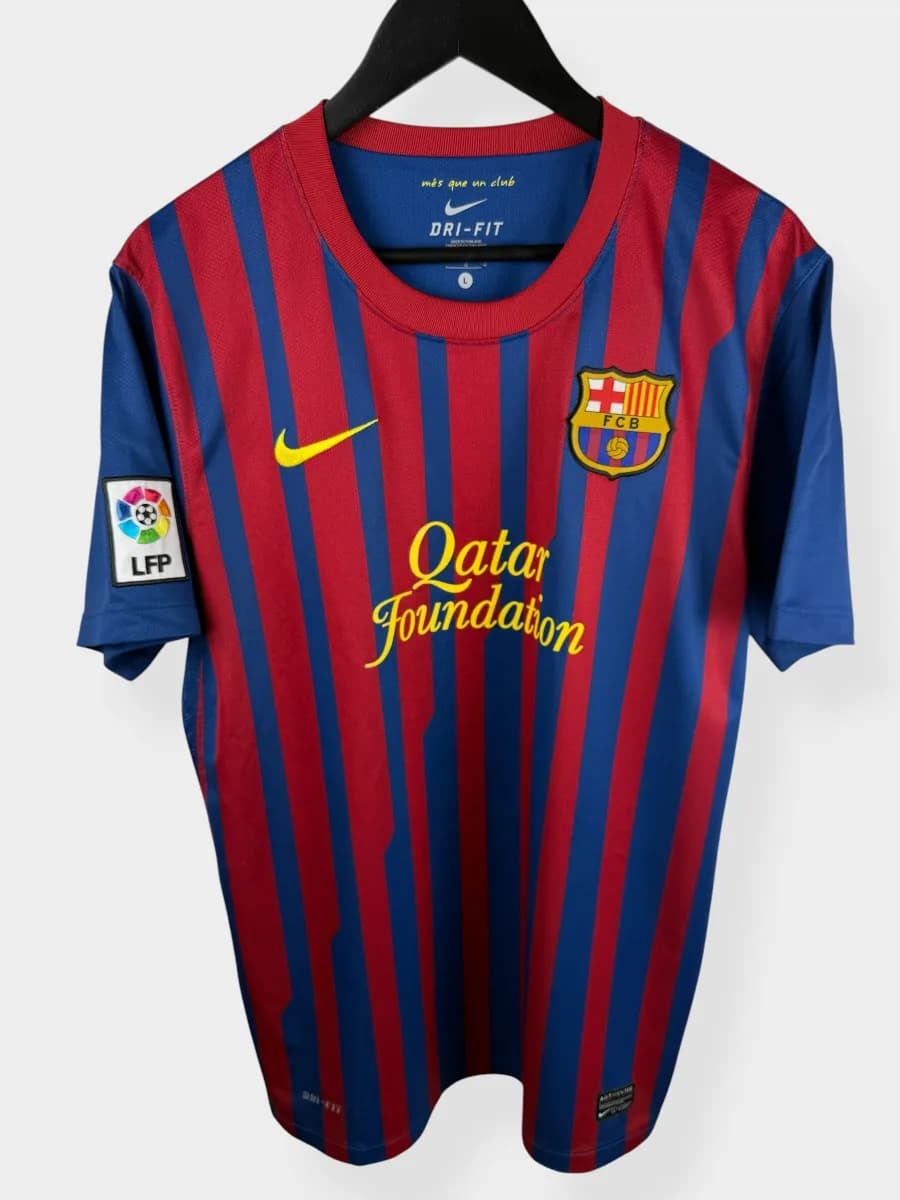 2011/12 Barcelona Home Messi #10 shirt - view 2 of 5