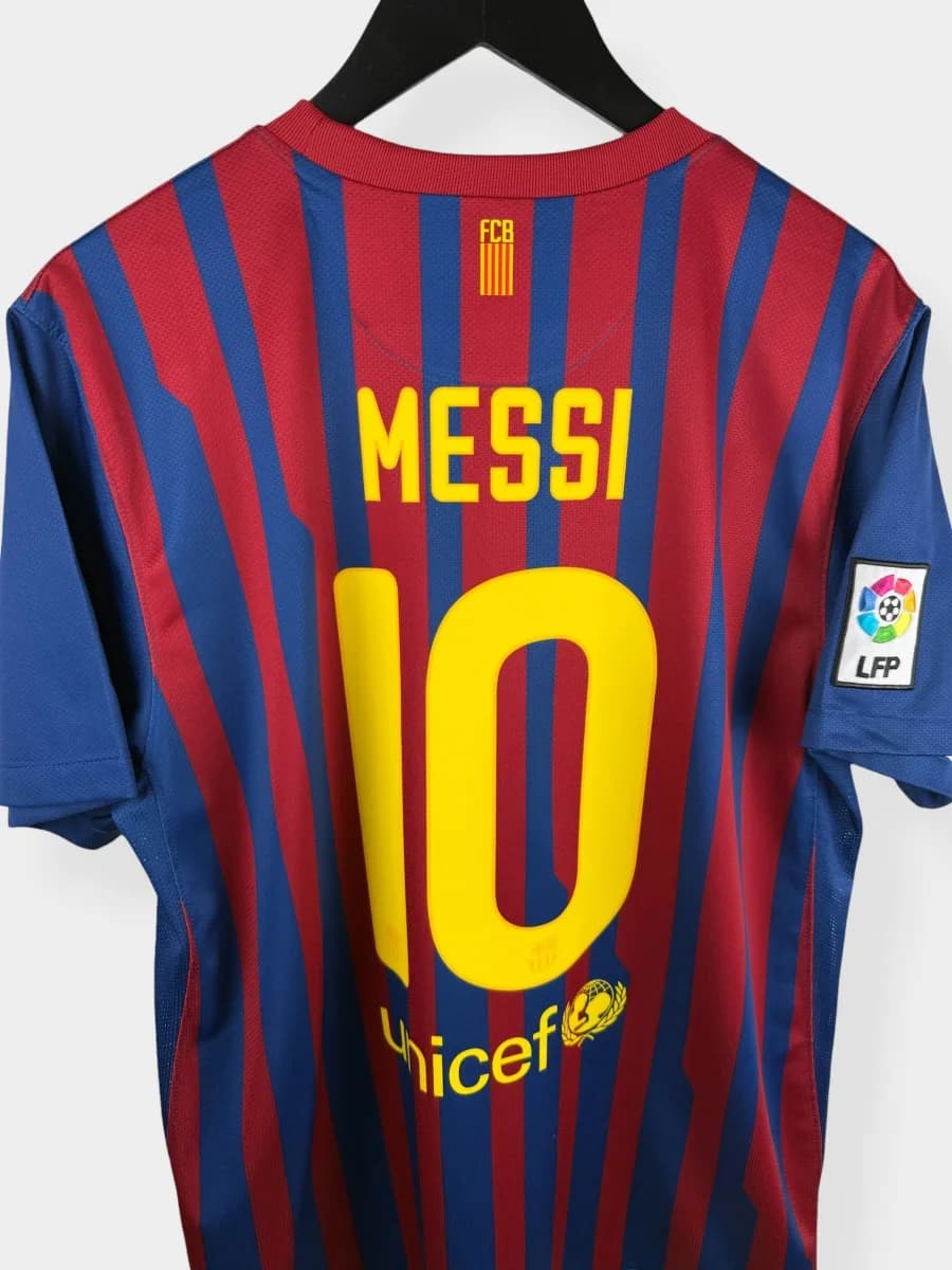 2011/12 Barcelona Home Messi #10 shirt - view 3 of 5