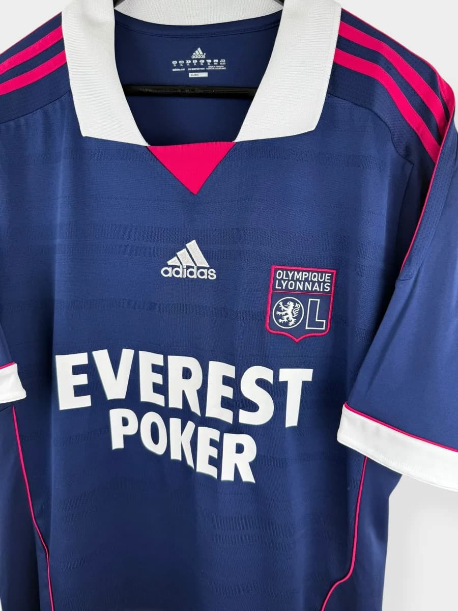 2011/12 Olympique Lyonnais Away shirt - view 5 of 5