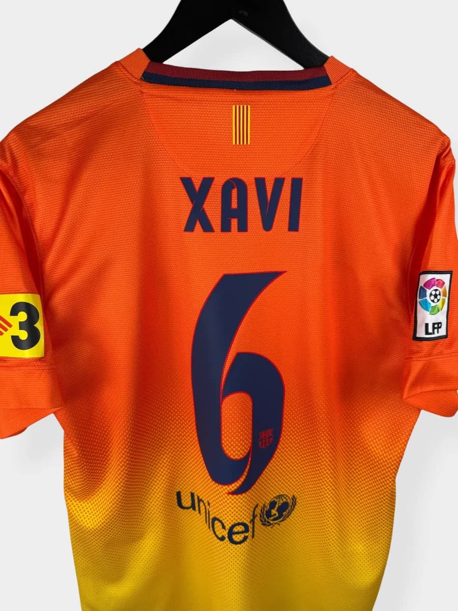 2012/13 Barcelona Away Xavi #6 shirt - view 3 of 4