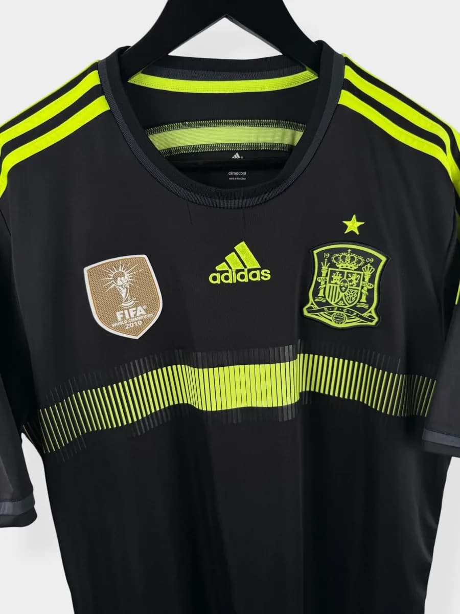 2013/15 Spain Away shirt - view 4 of 5