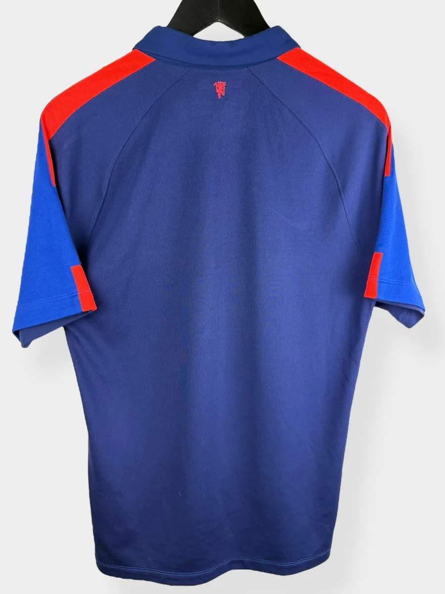 2014/15 Manchester United Third shirt - view 2 of 4