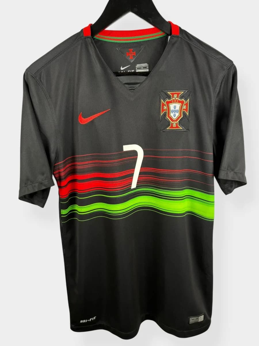 2015/16 Portugal Away shirt – Ronaldo #7 - view 3 of 5