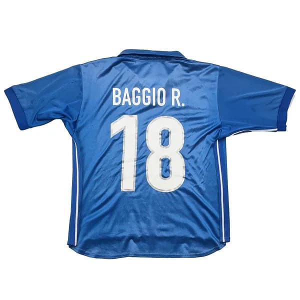 1997/98 Italy Home shirt – Baggio #18