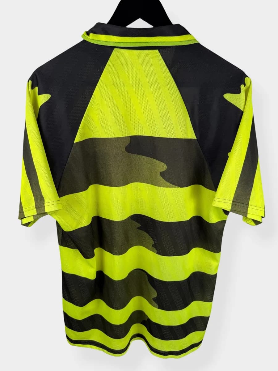 1996/97 Celtic Away shirt - view 3 of 5