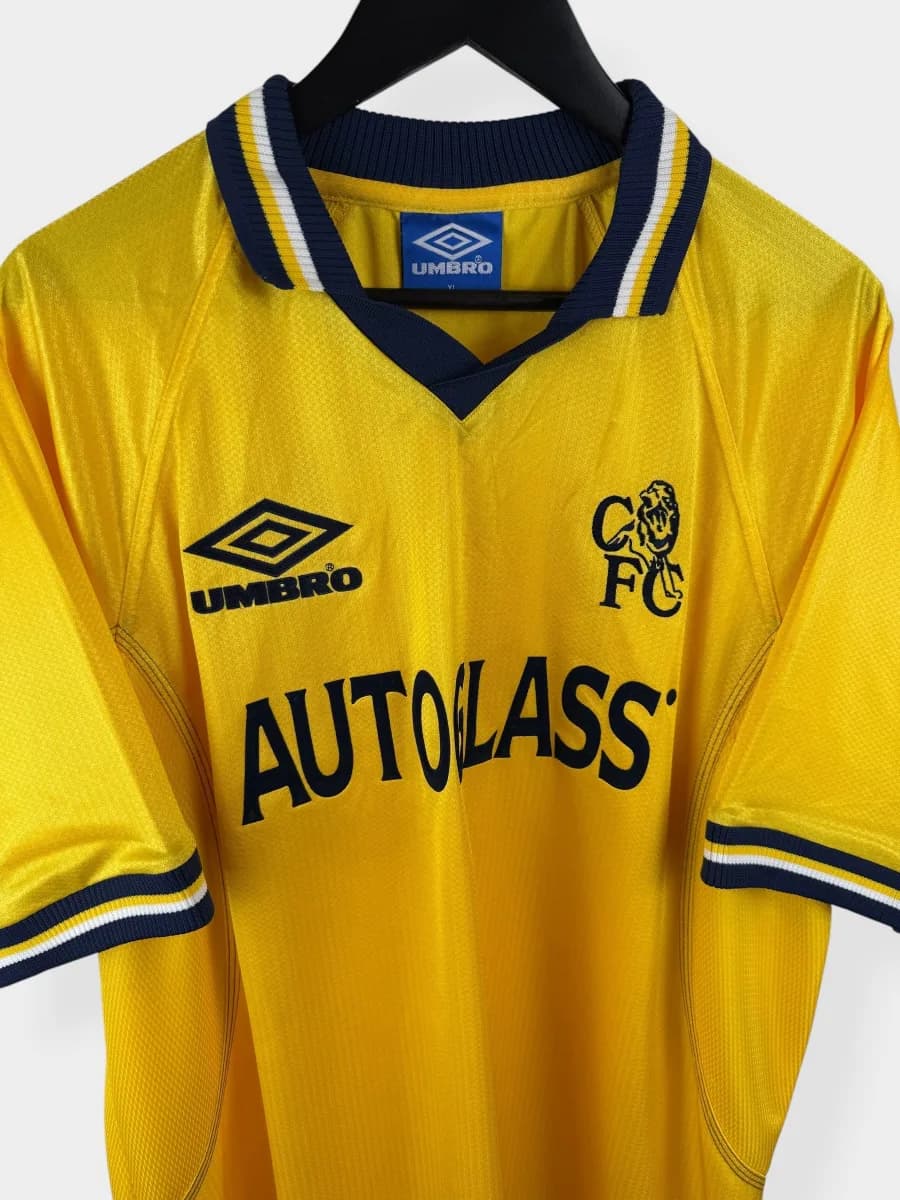 1998/00 Chelsea Third shirt - view 3 of 4