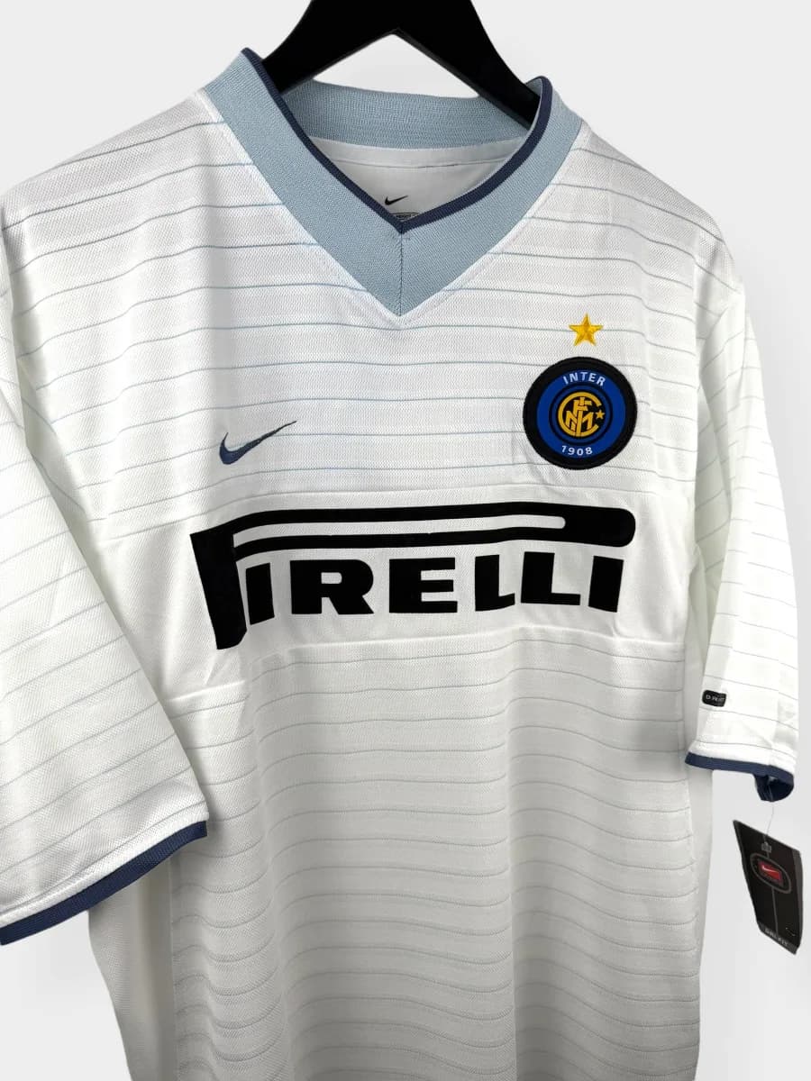 2000/01 Inter Milan Away shirt - view 3 of 4