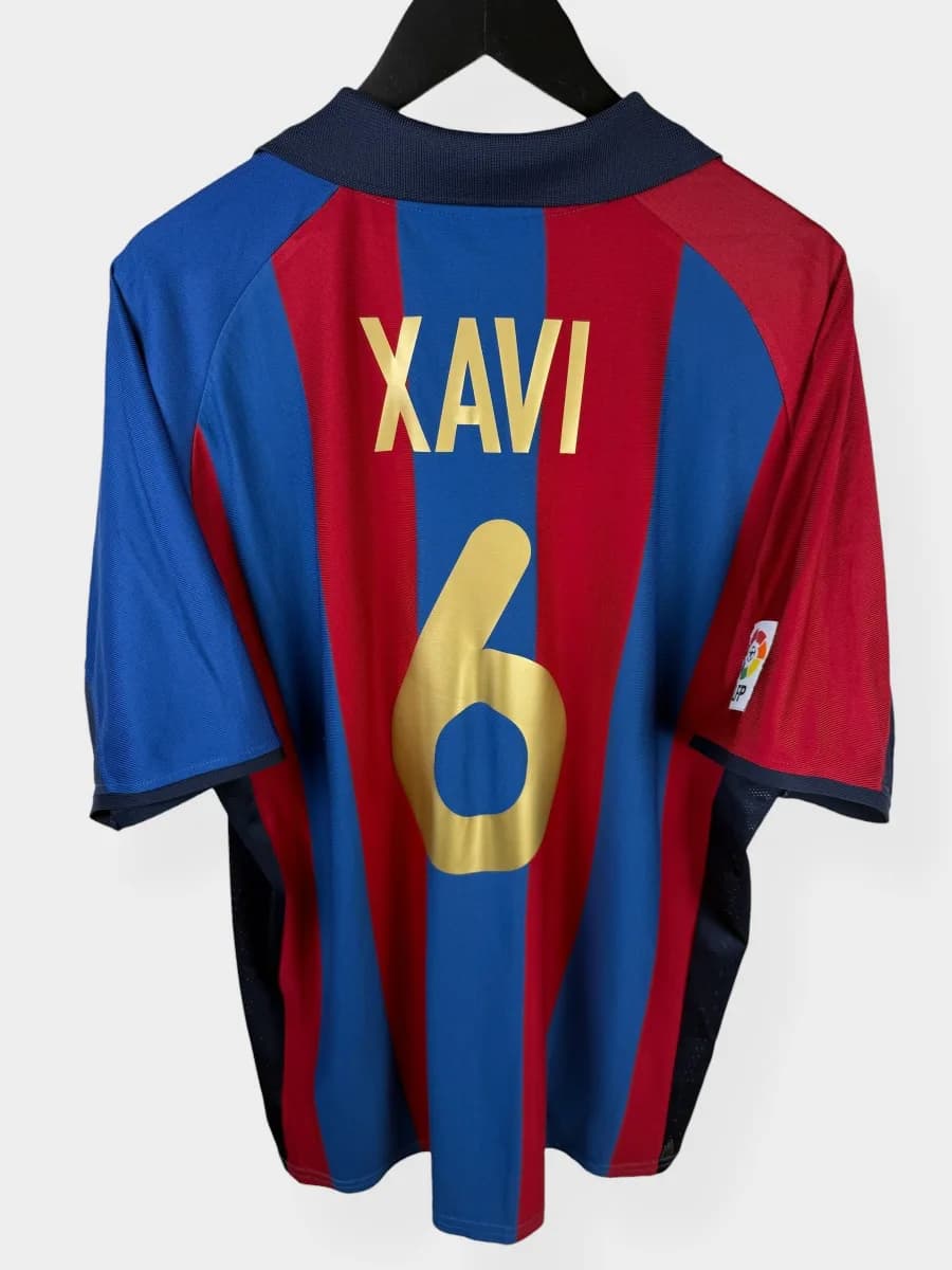 2001/02 Barcelona Home Xavi #6 shirt - view 5 of 5