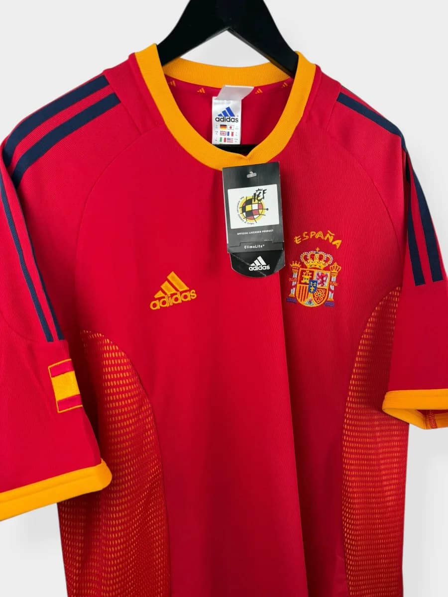 2002/04 Spain Home shirt - view 3 of 5