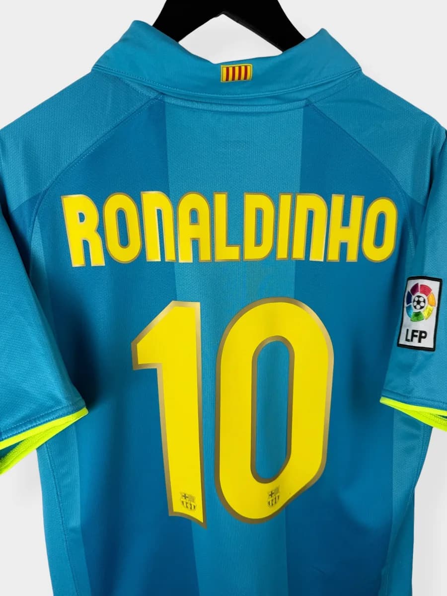 2007/08 Barcelona Away Ronaldinho #10 shirt - view 3 of 5