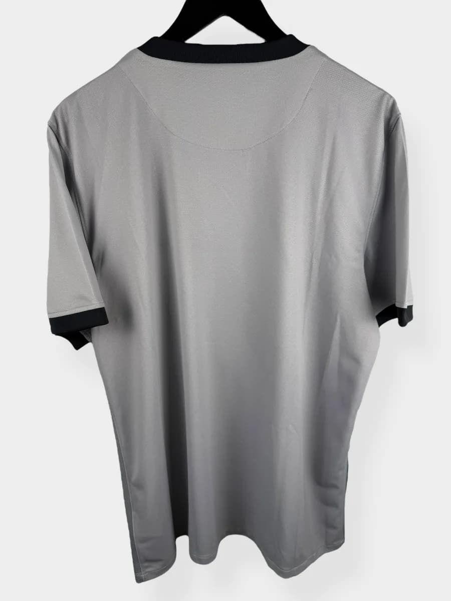 2009/10 Juventus Away shirt - view 2 of 4